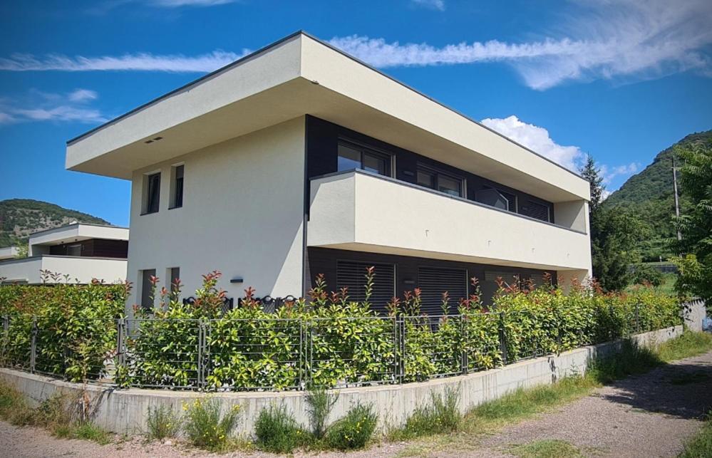 Appartamenti Moderni, Luminosi E Tranquilli Con Parcheggio Privato - Agritur La Tenuta 特伦托 外观 照片