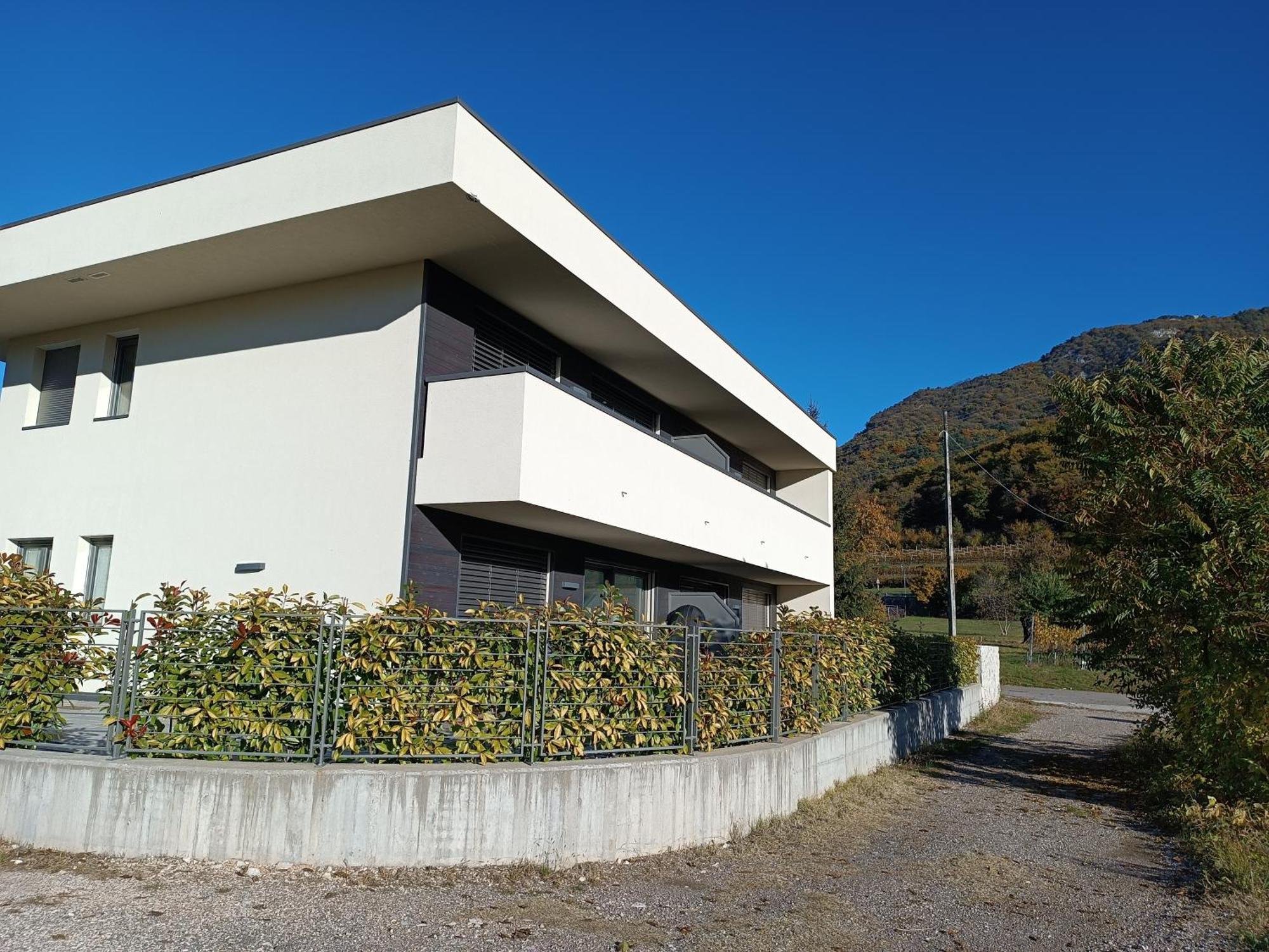 Appartamenti Moderni, Luminosi E Tranquilli Con Parcheggio Privato - Agritur La Tenuta 特伦托 外观 照片